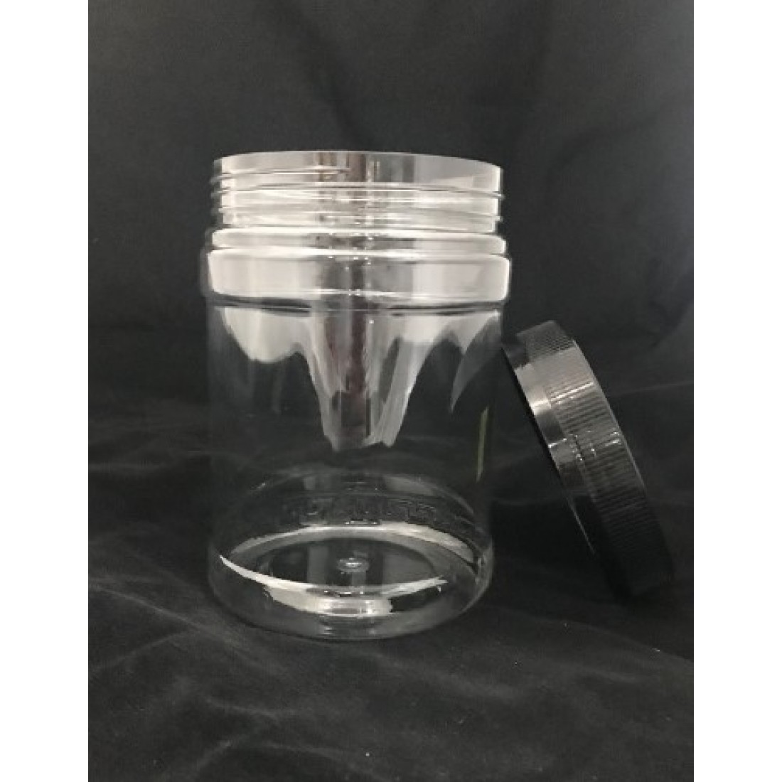 TP108 PLASTIC JAR C/W SCREW CAP (BLACK) (PC)
