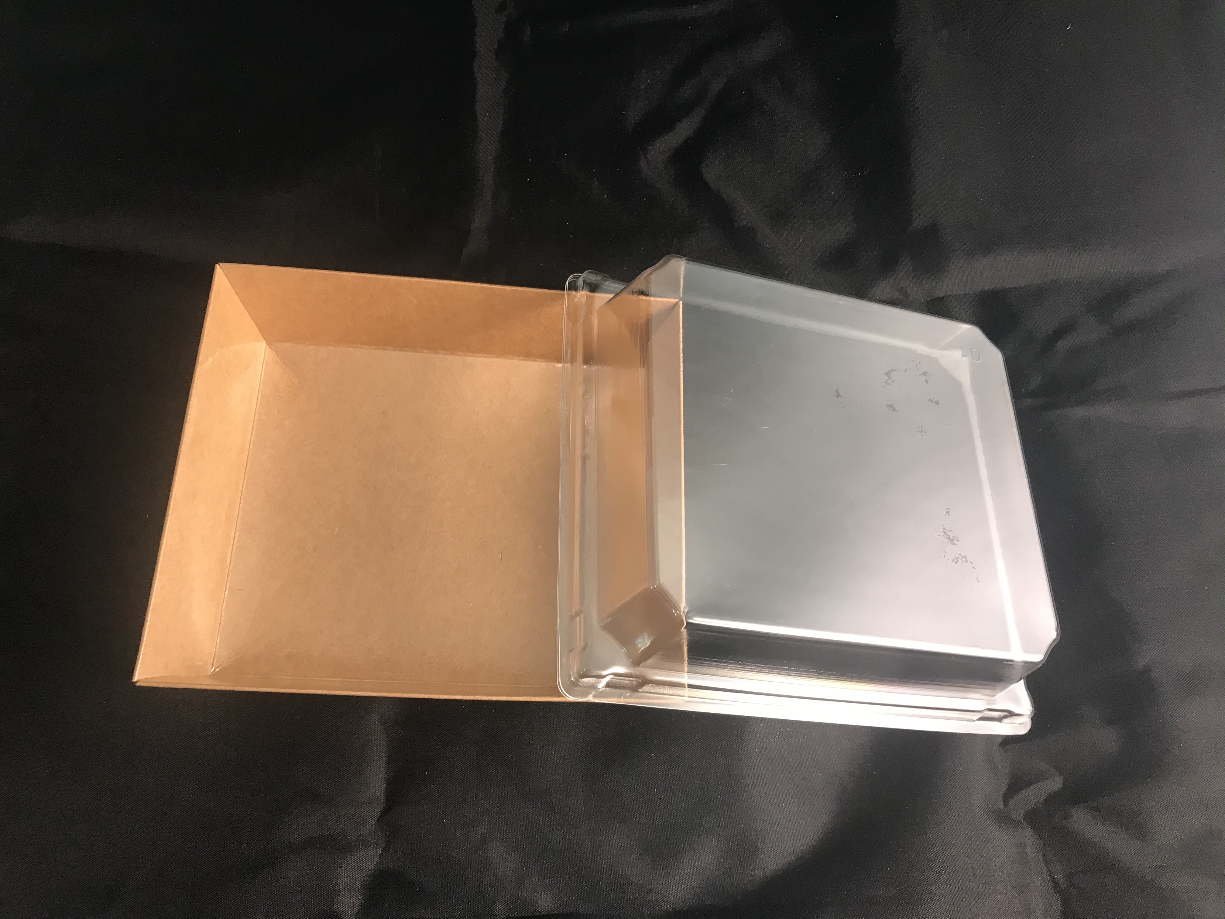 PAPER BOX WITH PLASTIC LID E01 (BROWN) (14CM X 12.5CM X 6CM ) (50'S)