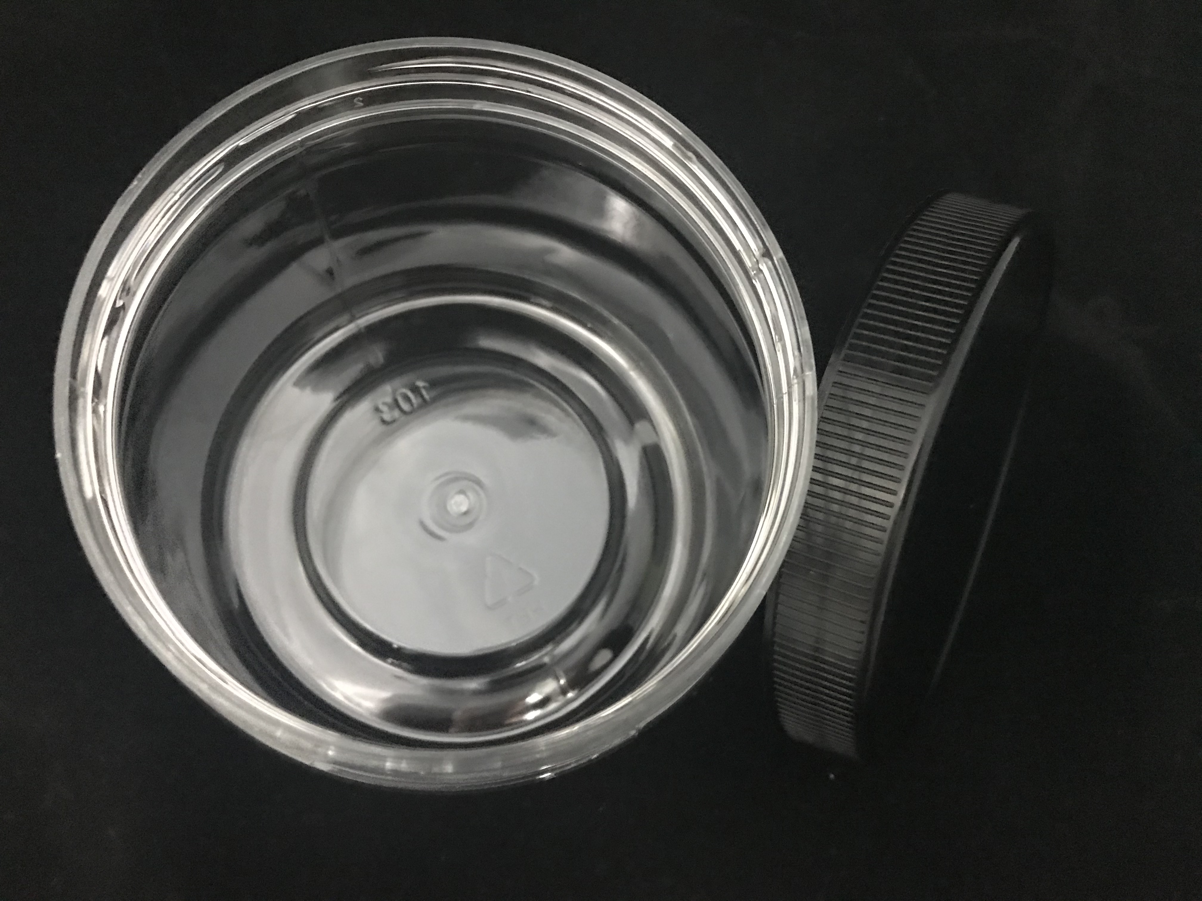 TP103 PLASTIC JAR C/W SCREW CAP (BLACK) (64'S)